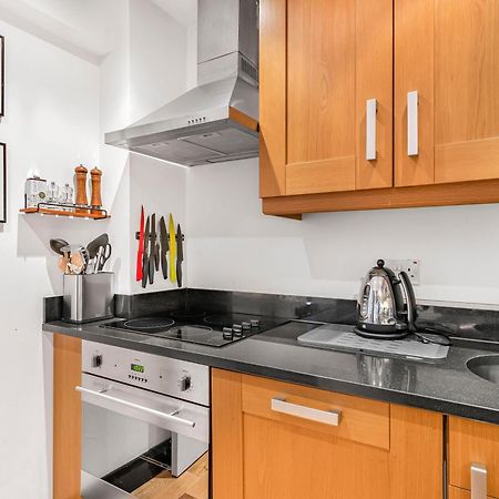 Elegant 1 Bedroom Flat Near Harrods London Exterior photo