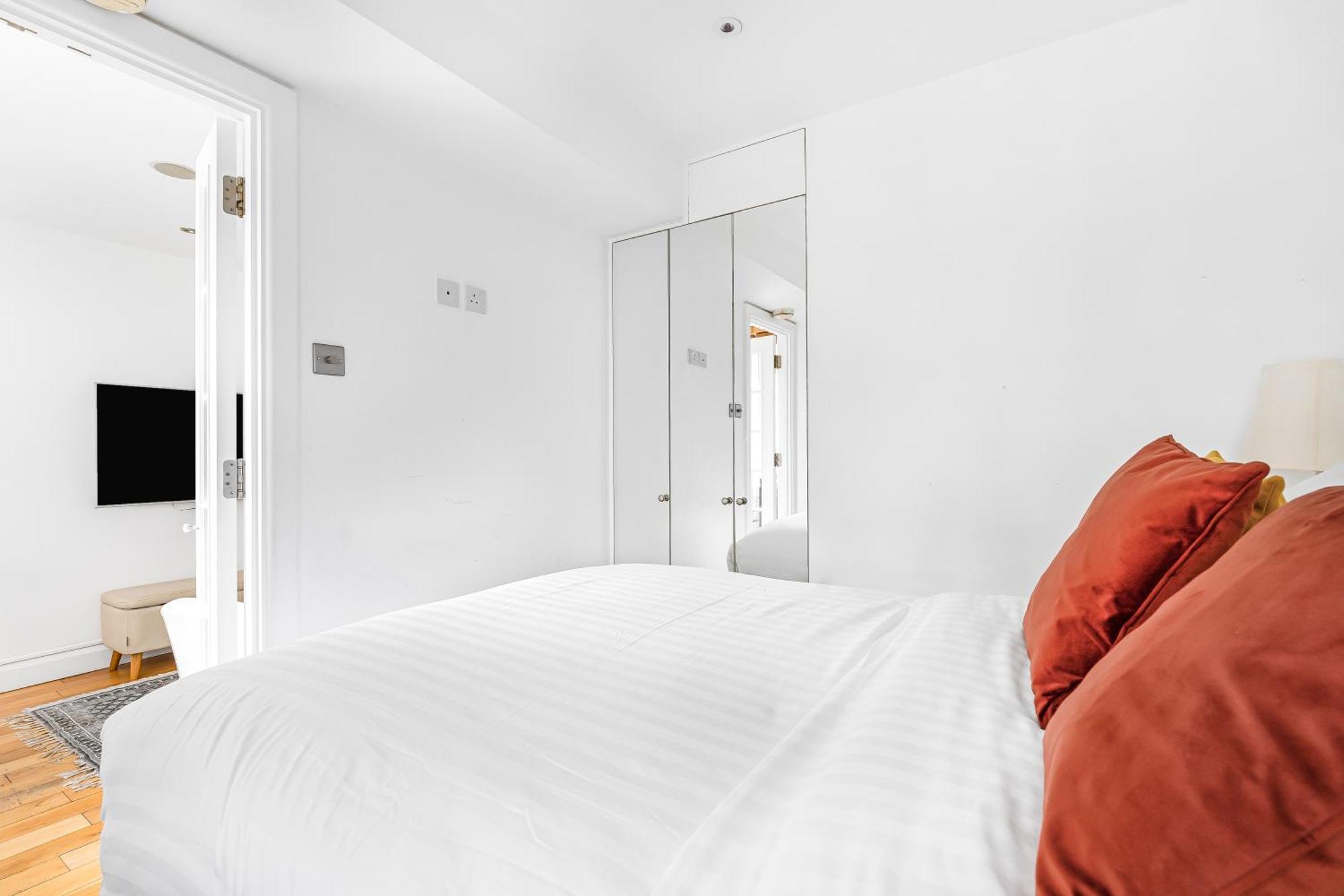 Elegant 1 Bedroom Flat Near Harrods London Exterior photo